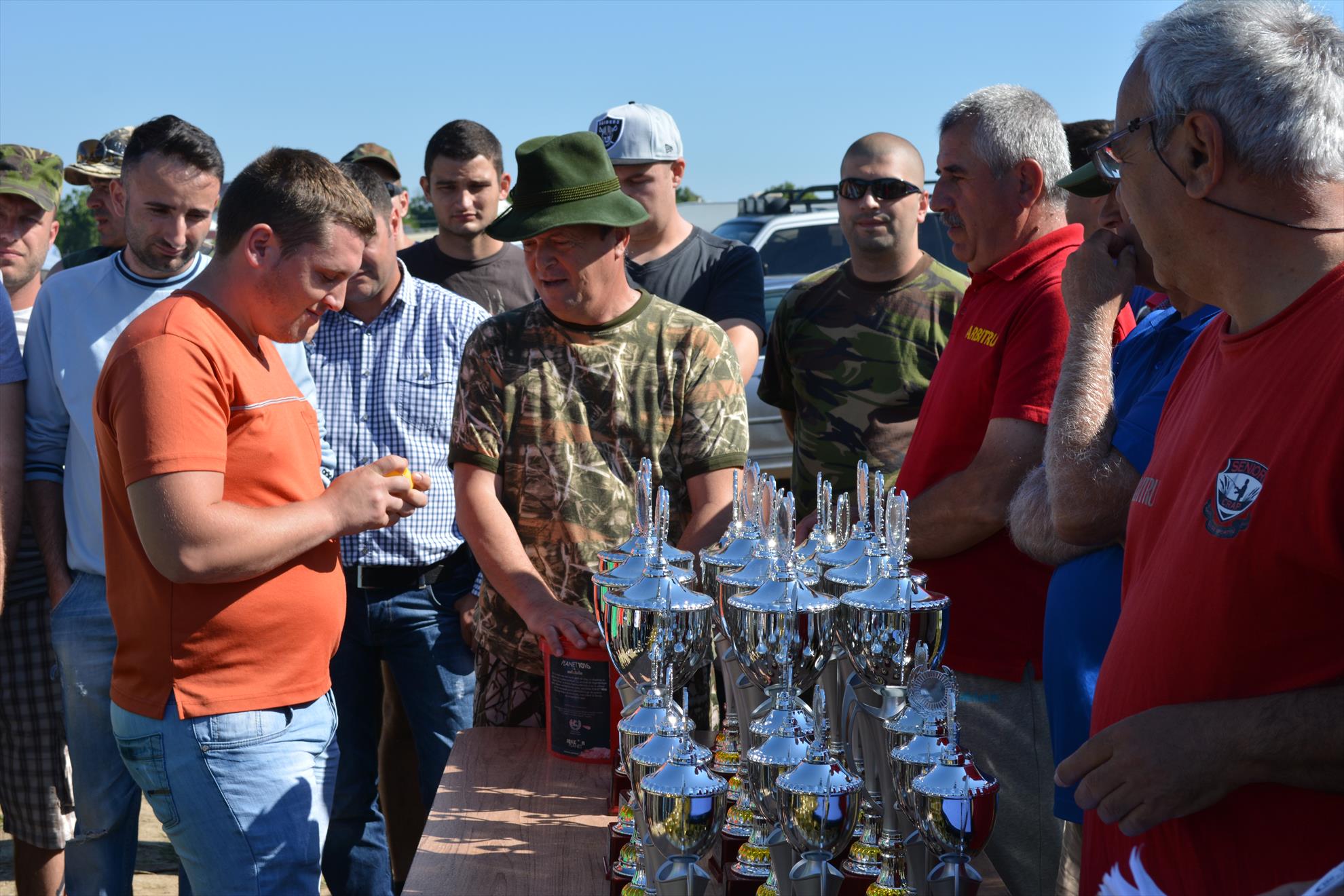 Cupa Debuntatilor  - Hermes Peris - dsc00501111.JPG